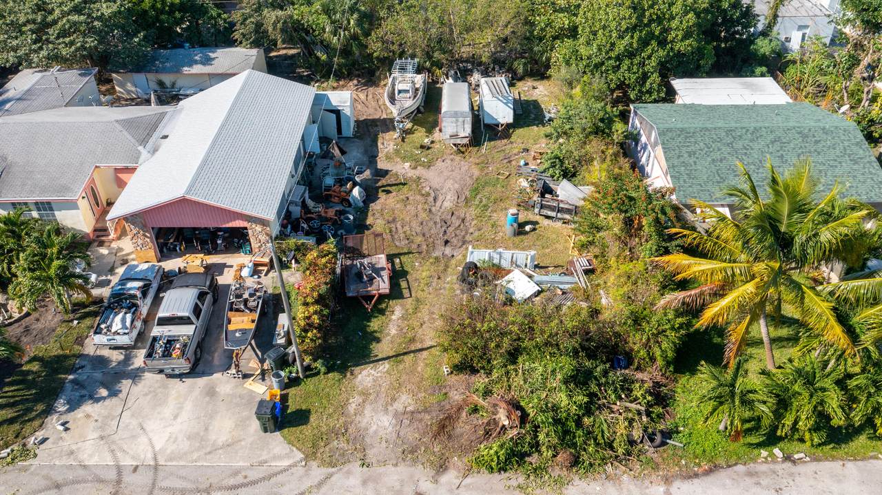 1012 Sunset Avenue - Photo 1