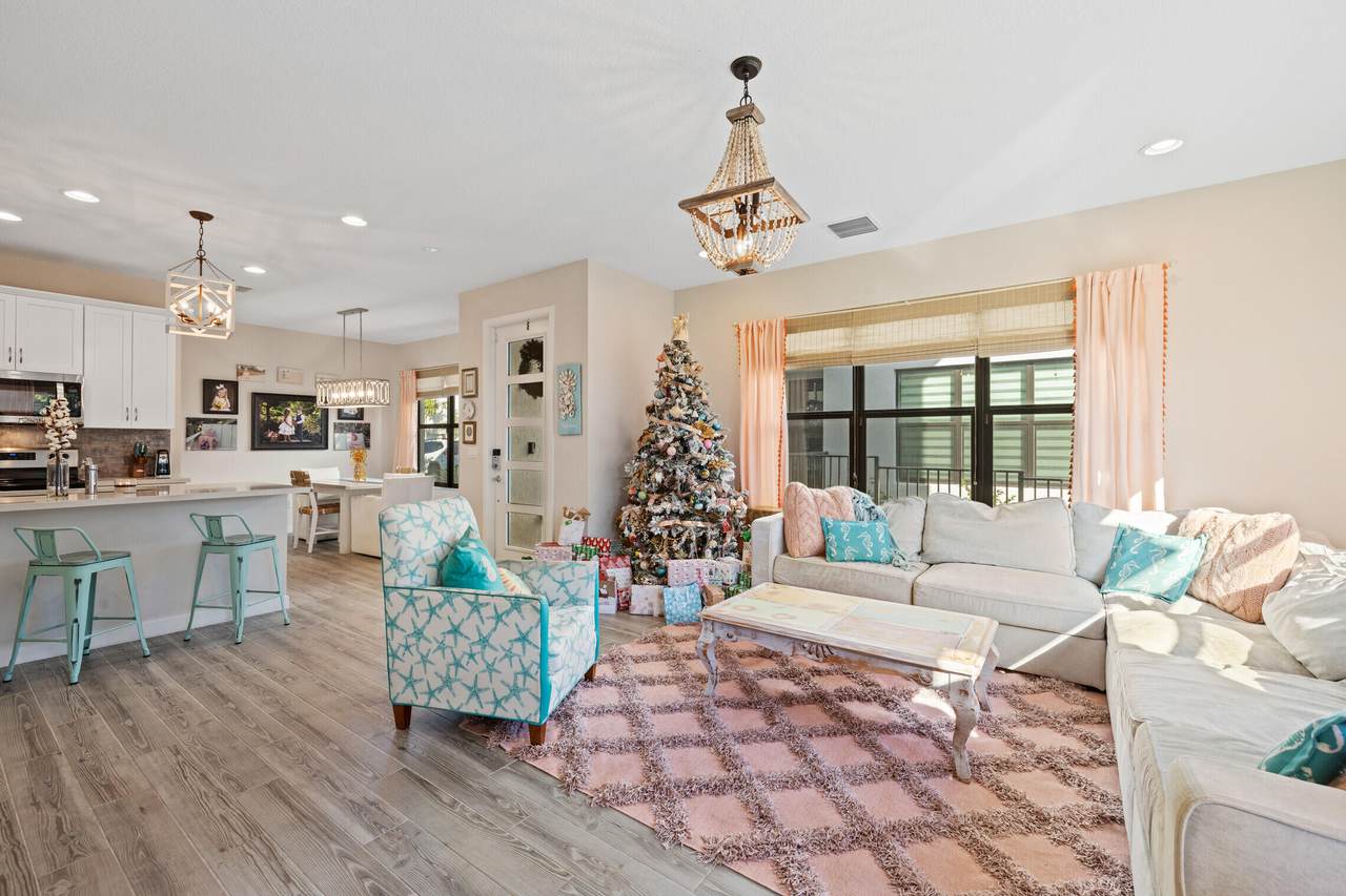 4376 Serpens Lane - Photo 1