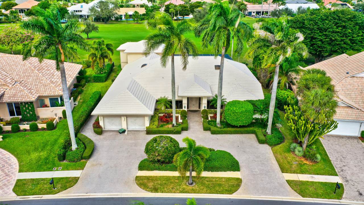 4555 Bocaire Boulevard - Photo 1