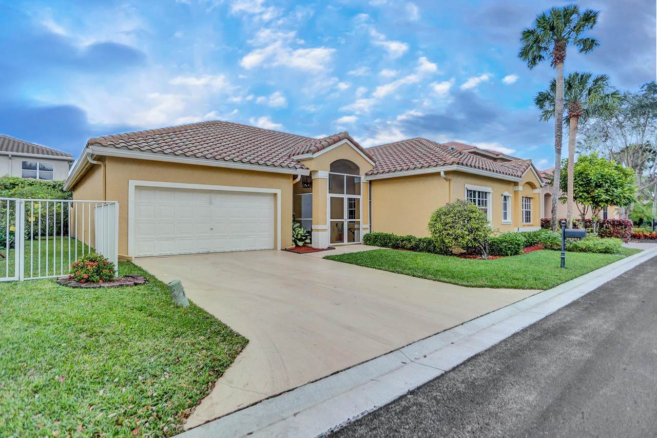 20281 Monteverdi Circle - Photo 1