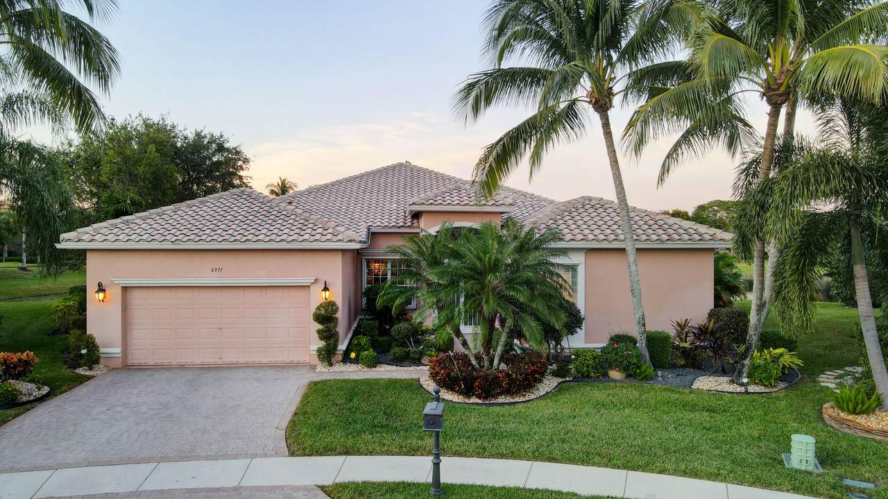 6371 Cortona Street - Photo 1