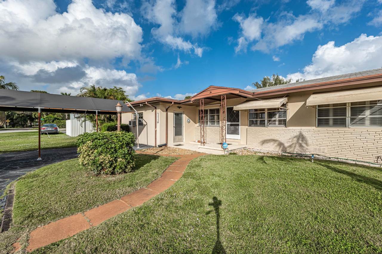1274 Willow Road - Photo 1