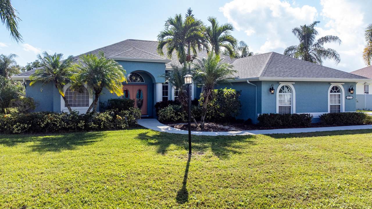 5428 Milner Drive - Photo 1