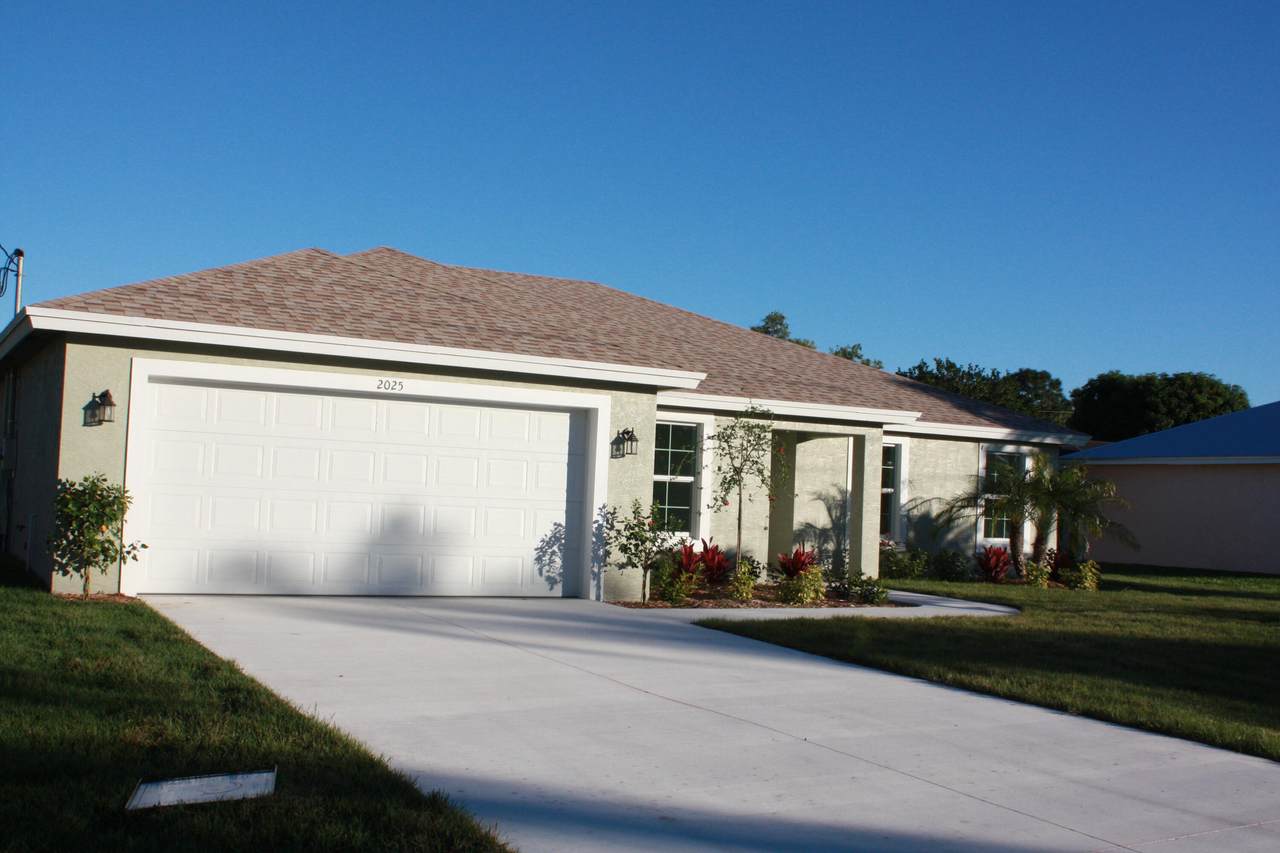 2025 Buttonwood Drive - Photo 1