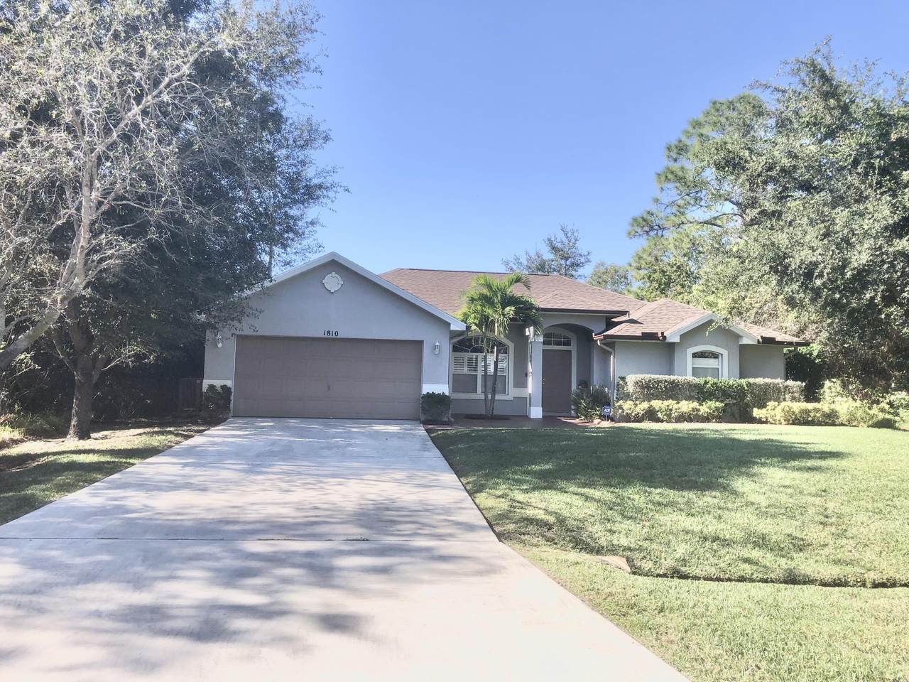 1810 Davis Street - Photo 1