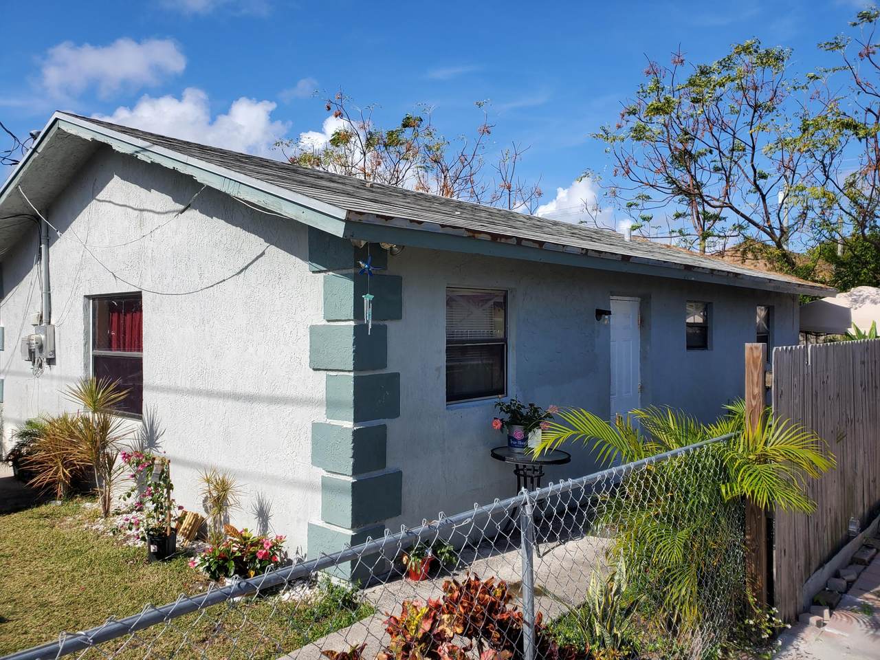 1029 Lincoln Road - Photo 1