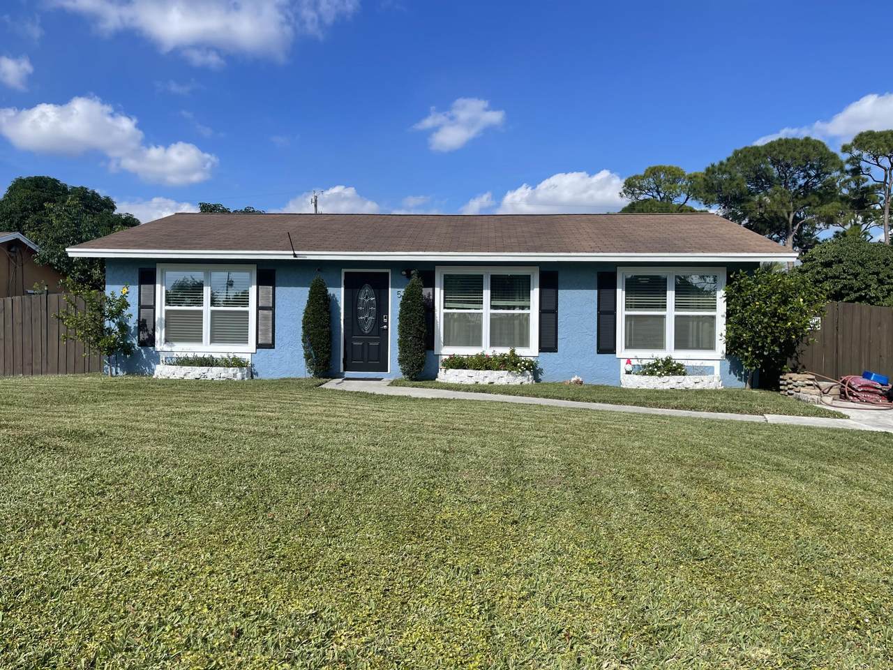 5373 Palm Ridge Boulevard - Photo 1