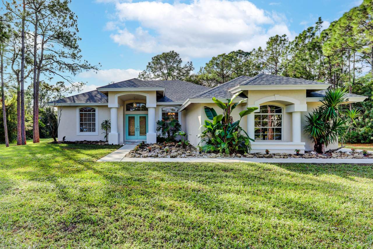 17226 70th Street - Photo 1