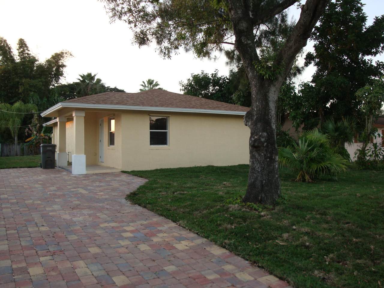 561 Mercury Street - Photo 1