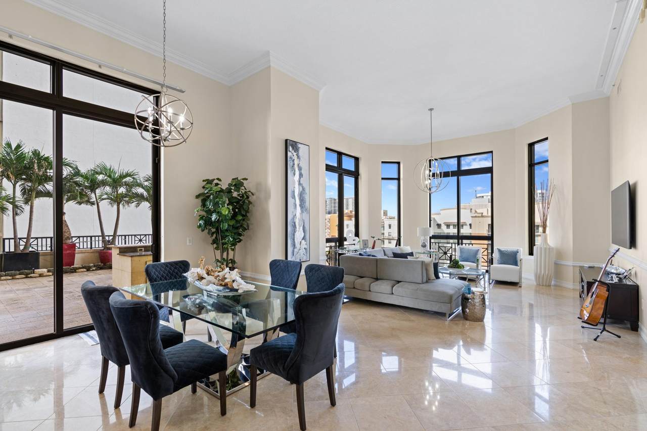 701 Olive Avenue - Photo 1