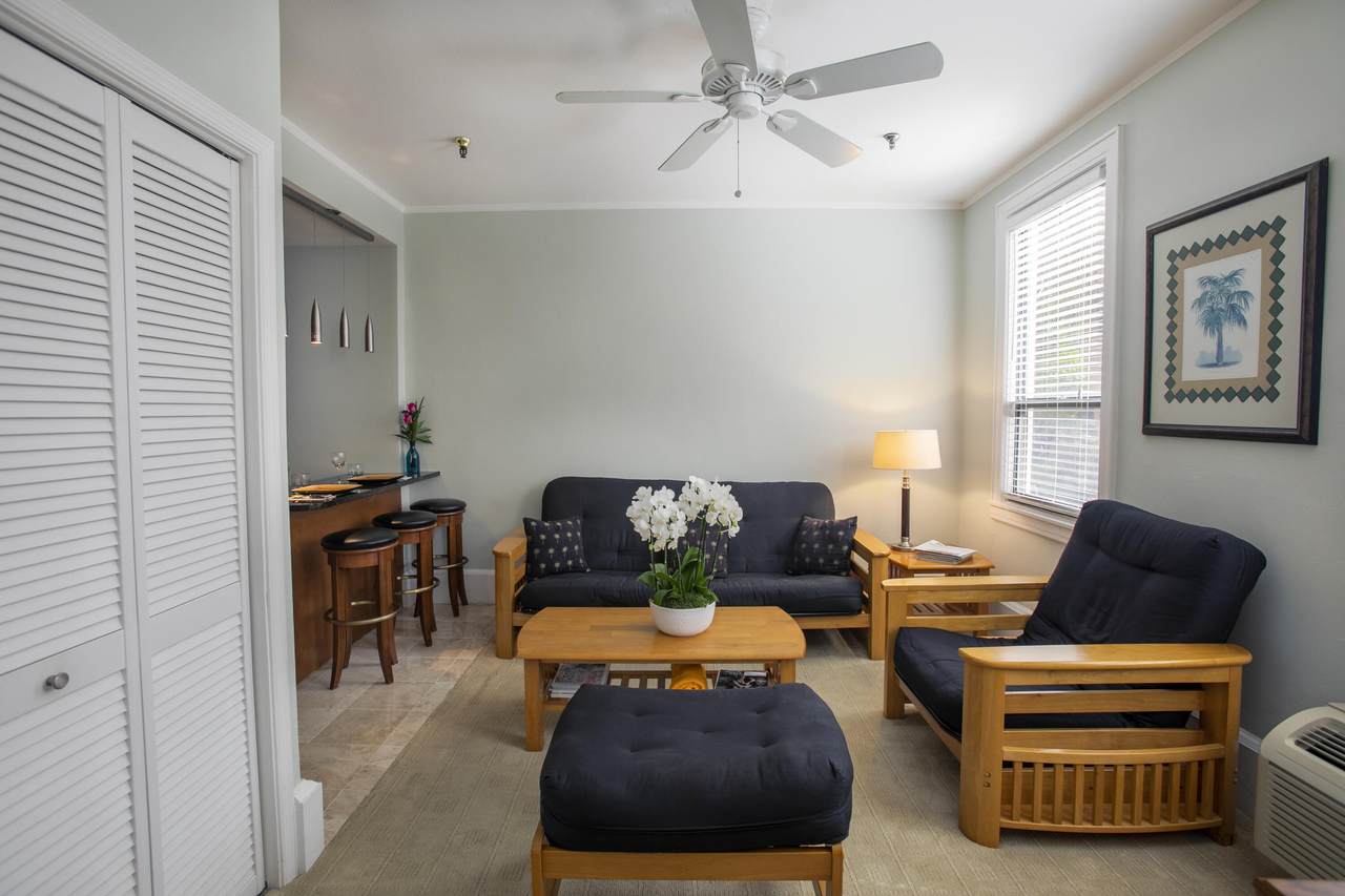 235 Sunrise Avenue - Photo 1