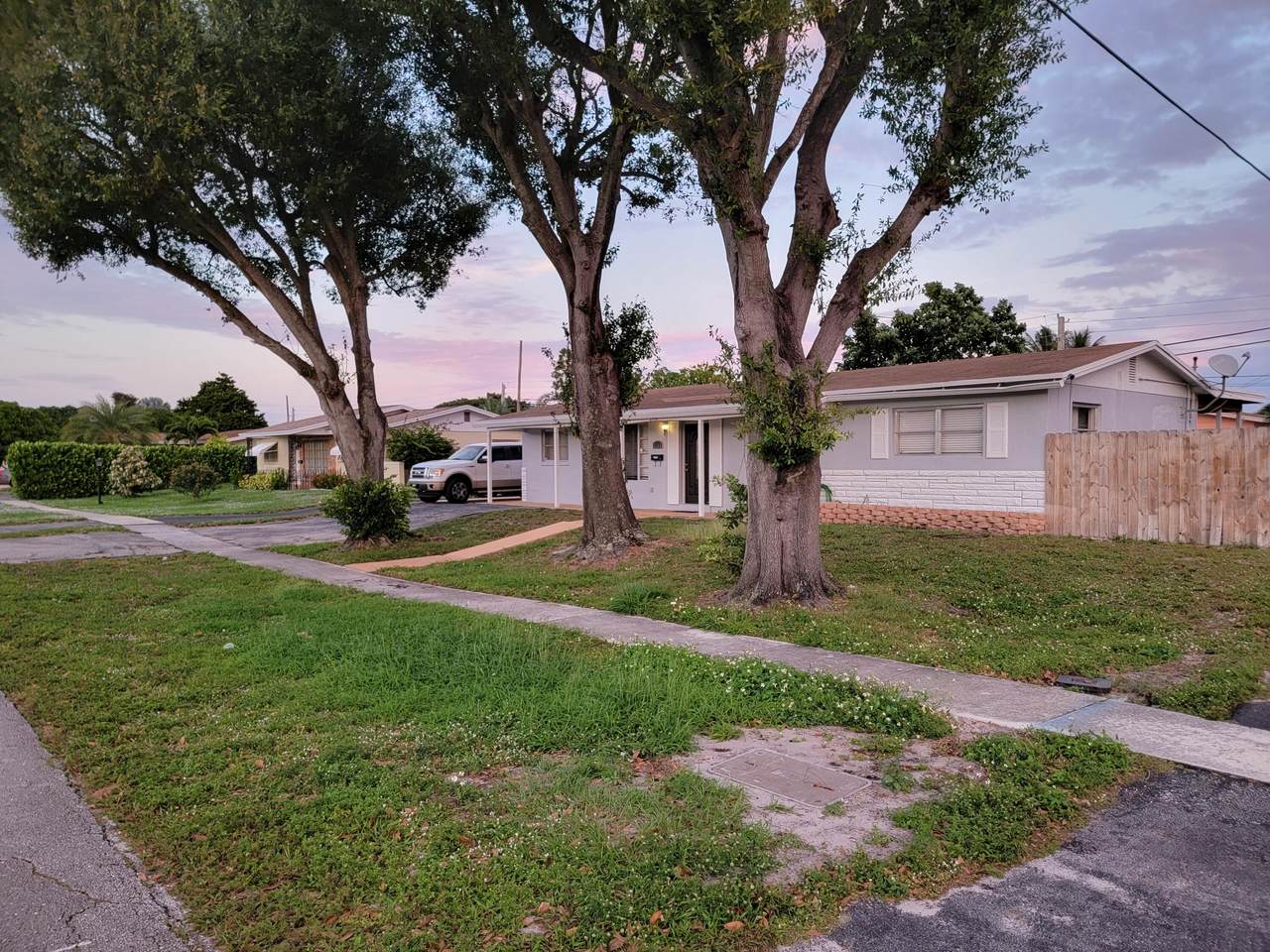 2154 Bimini Drive - Photo 1