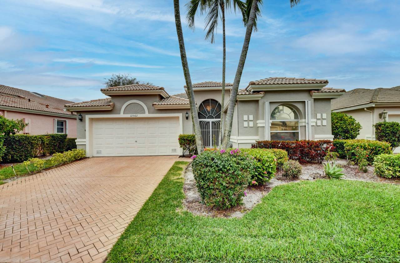 12562 Majestic Isles Drive - Photo 1