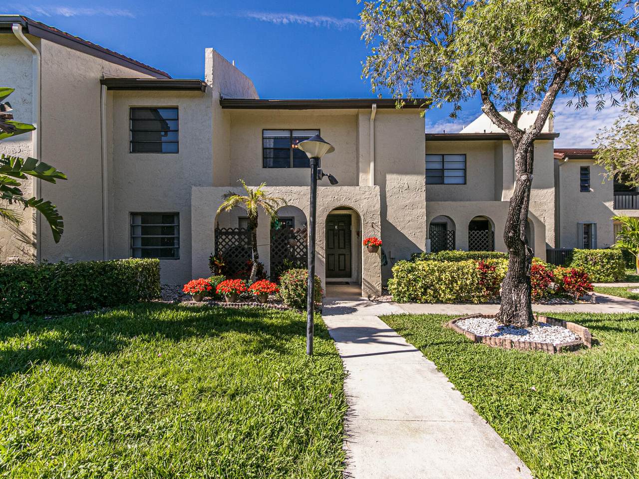 21203 Lago Circle - Photo 1
