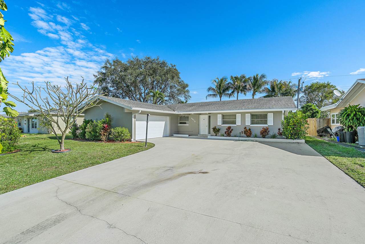 9858 Dahlia Avenue - Photo 1