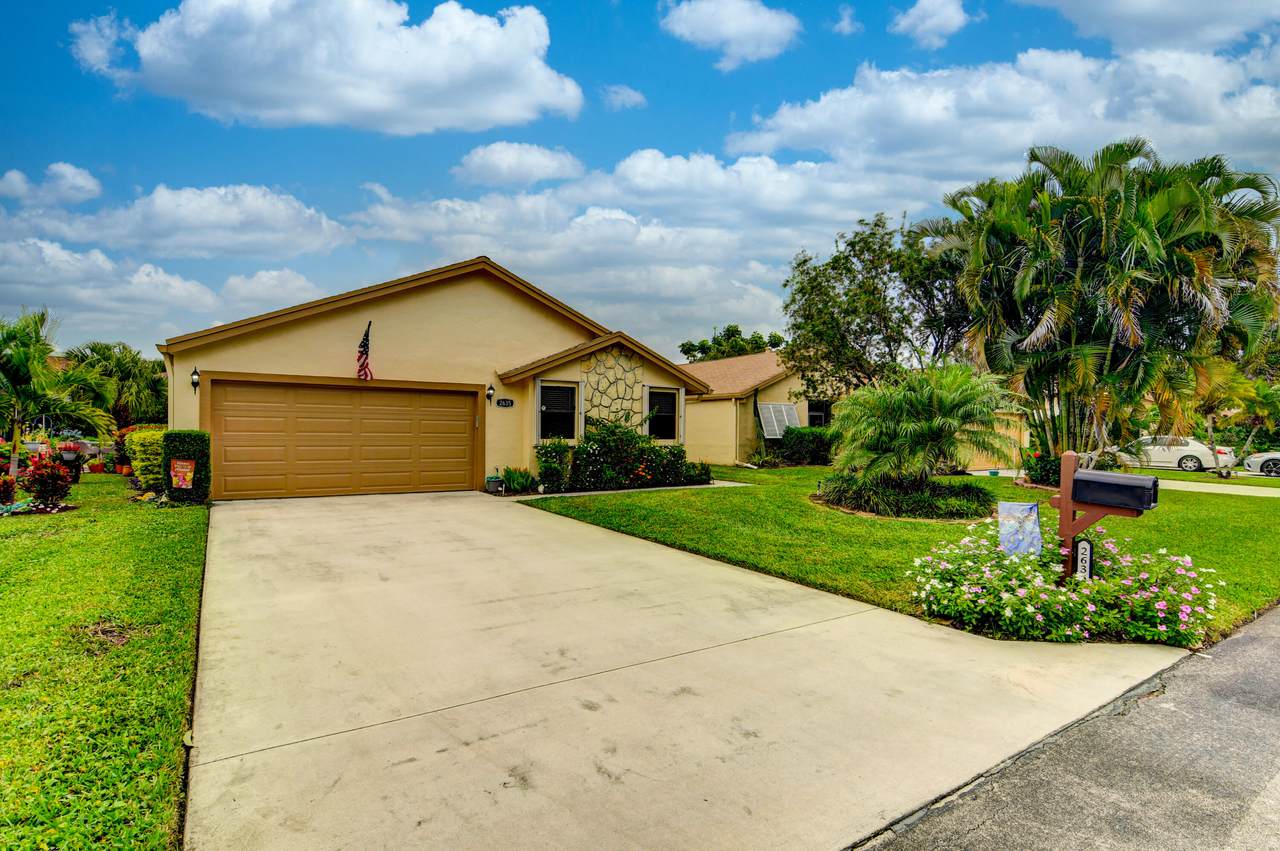2635 15th Street - Photo 1