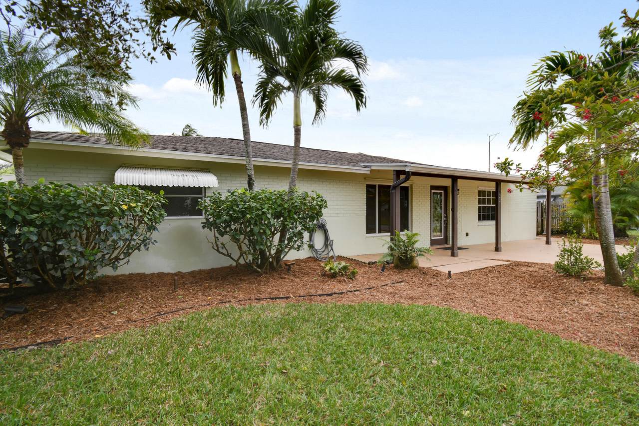 122 Pineview Road - Photo 1