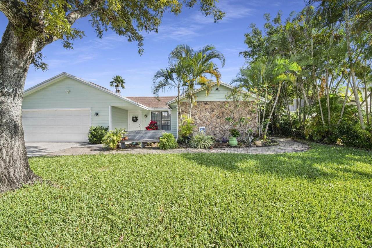 9404 Longmeadow Circle - Photo 1