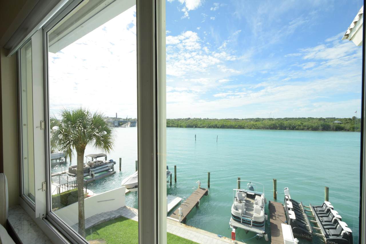 325 Beach Road - Photo 1