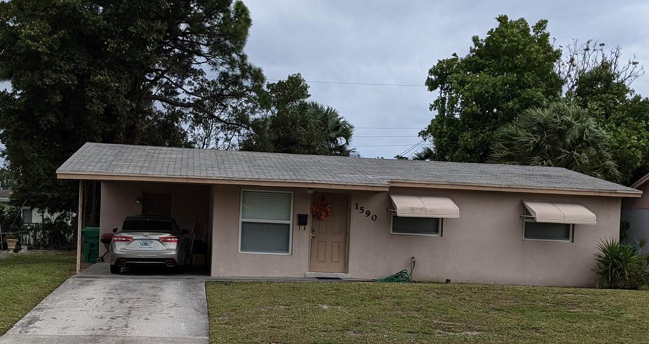 1590 13th Street - Photo 1