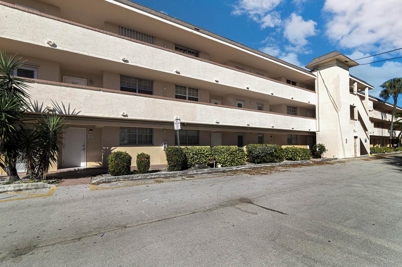 4500 Federal Highway - Photo 1