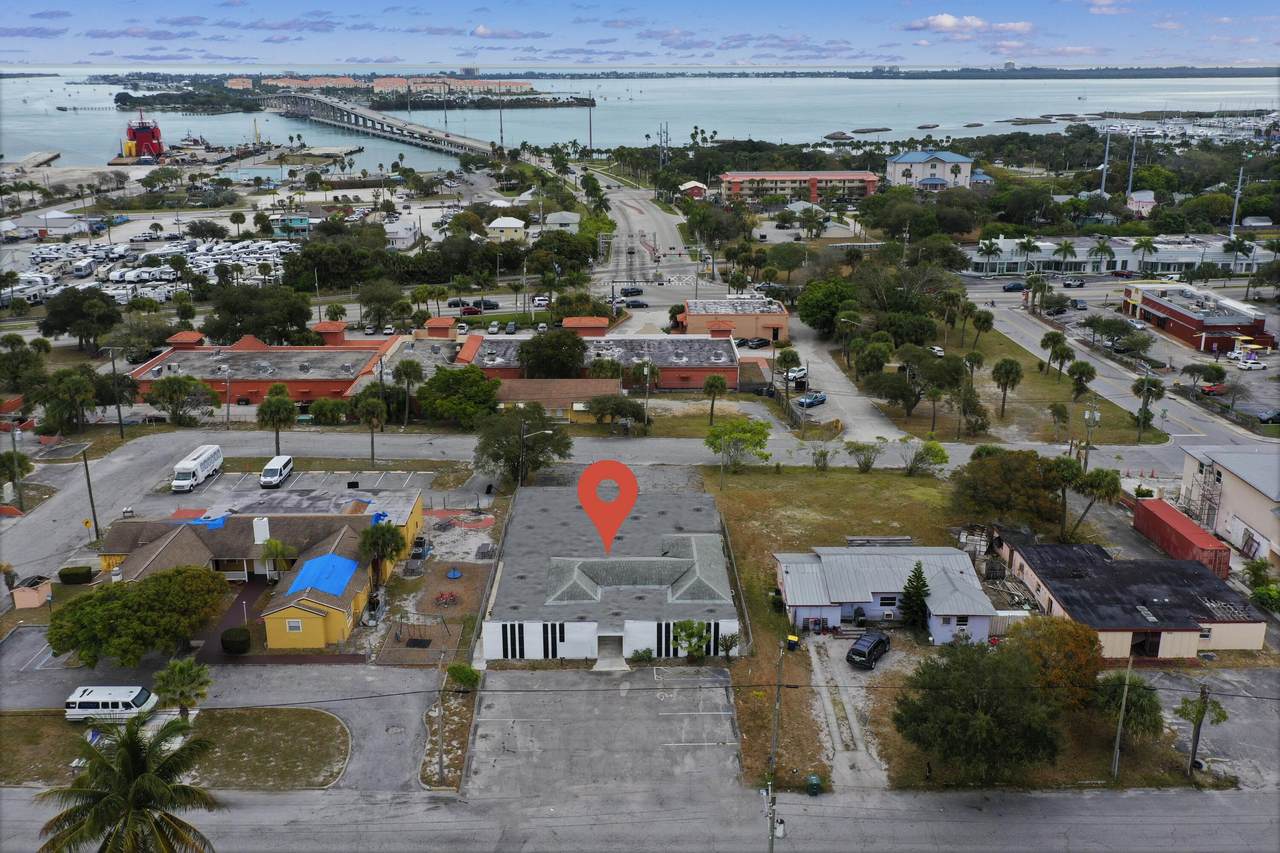 706 7th N Street - Photo 1