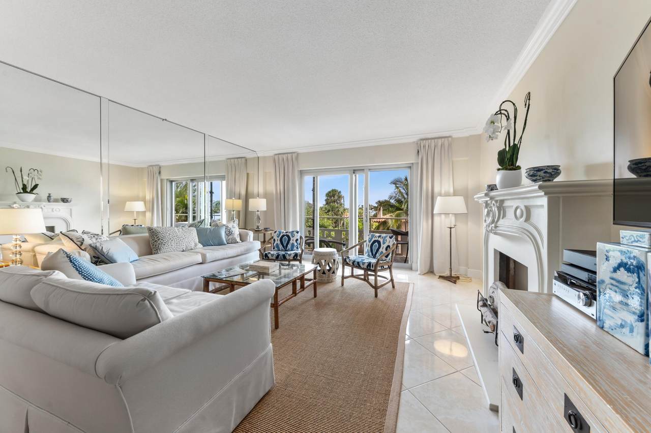 170 Ocean Boulevard - Photo 1