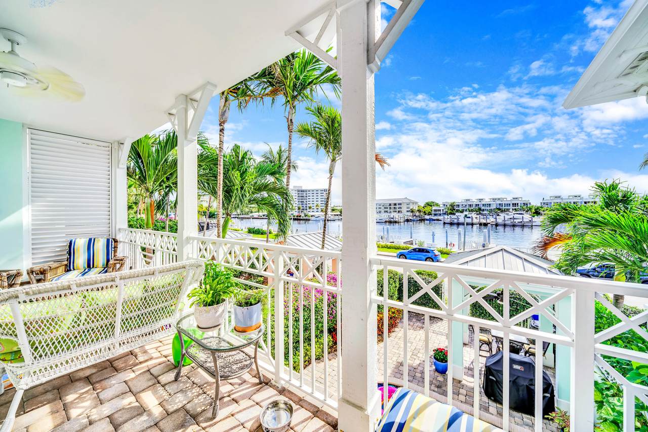 138 Marine Way - Photo 1