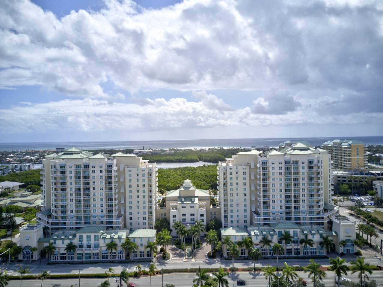 400 Federal Highway - Photo 1