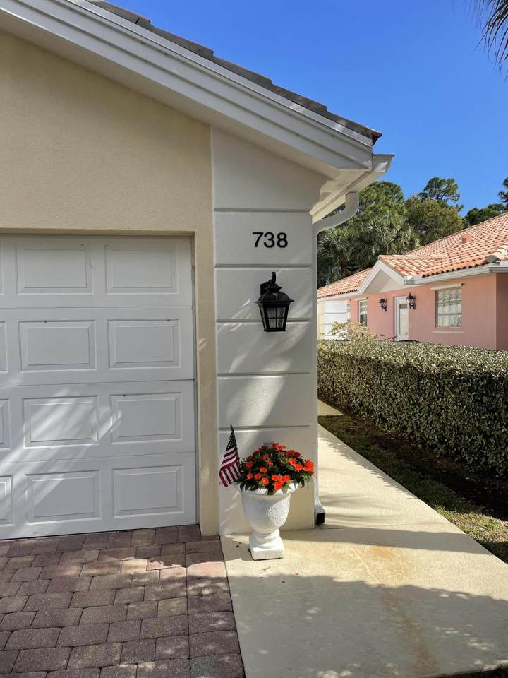 738 Balmoral Trace - Photo 1
