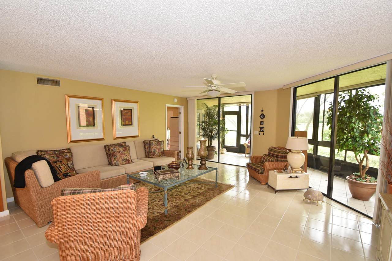 15347 Strathearn Drive - Photo 1