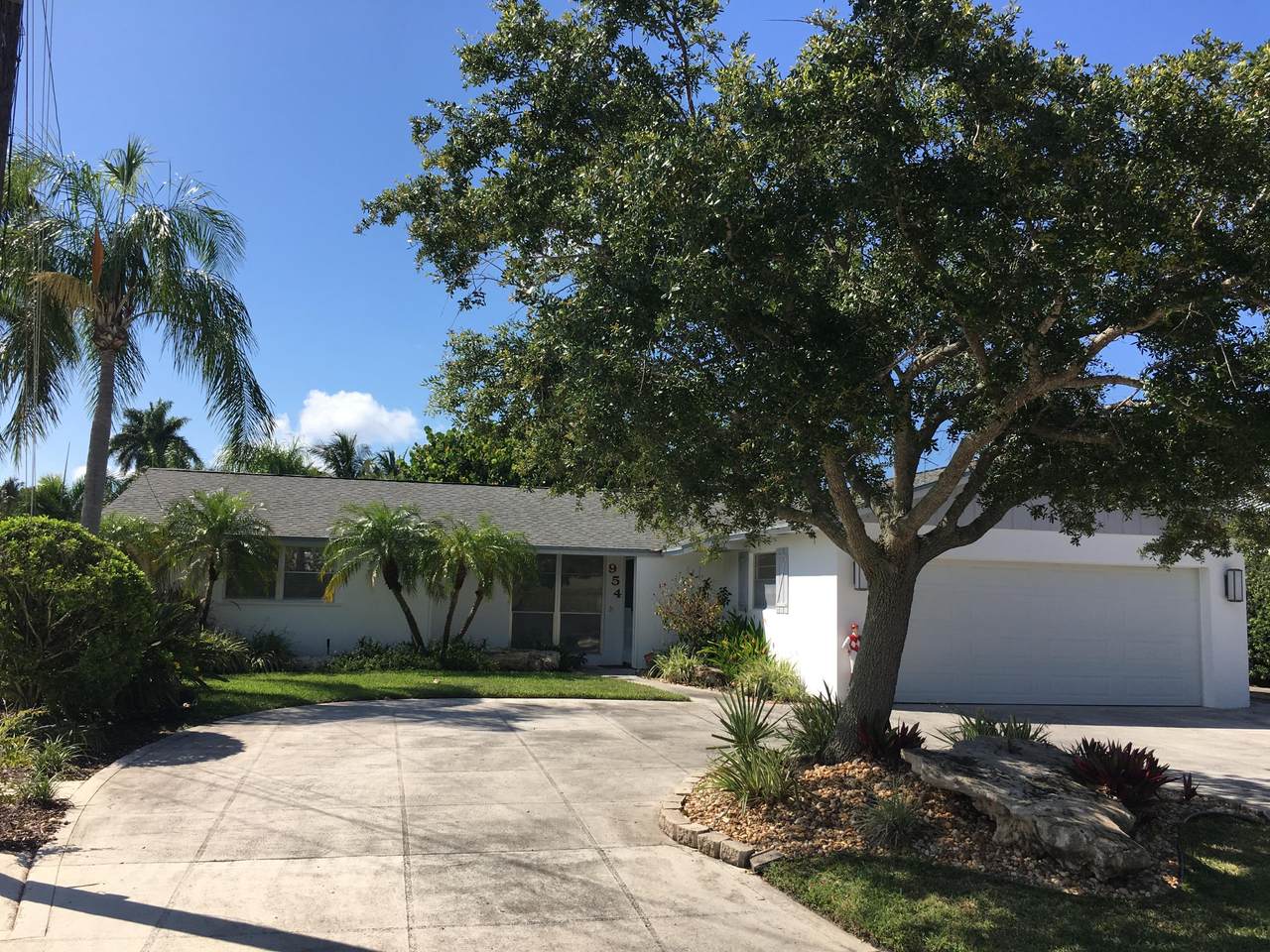 954 Marlin Circle - Photo 1