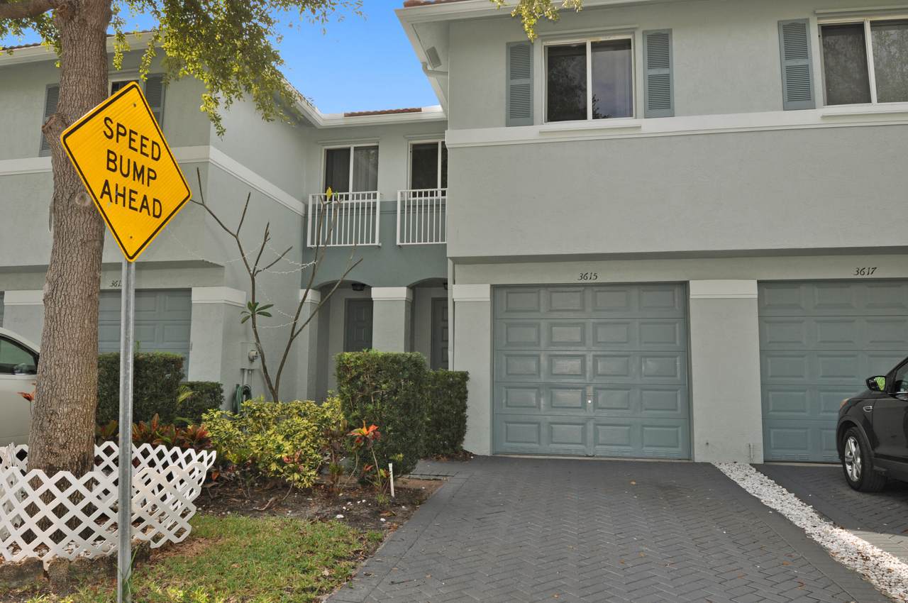 3615 Oleander Terrace - Photo 1