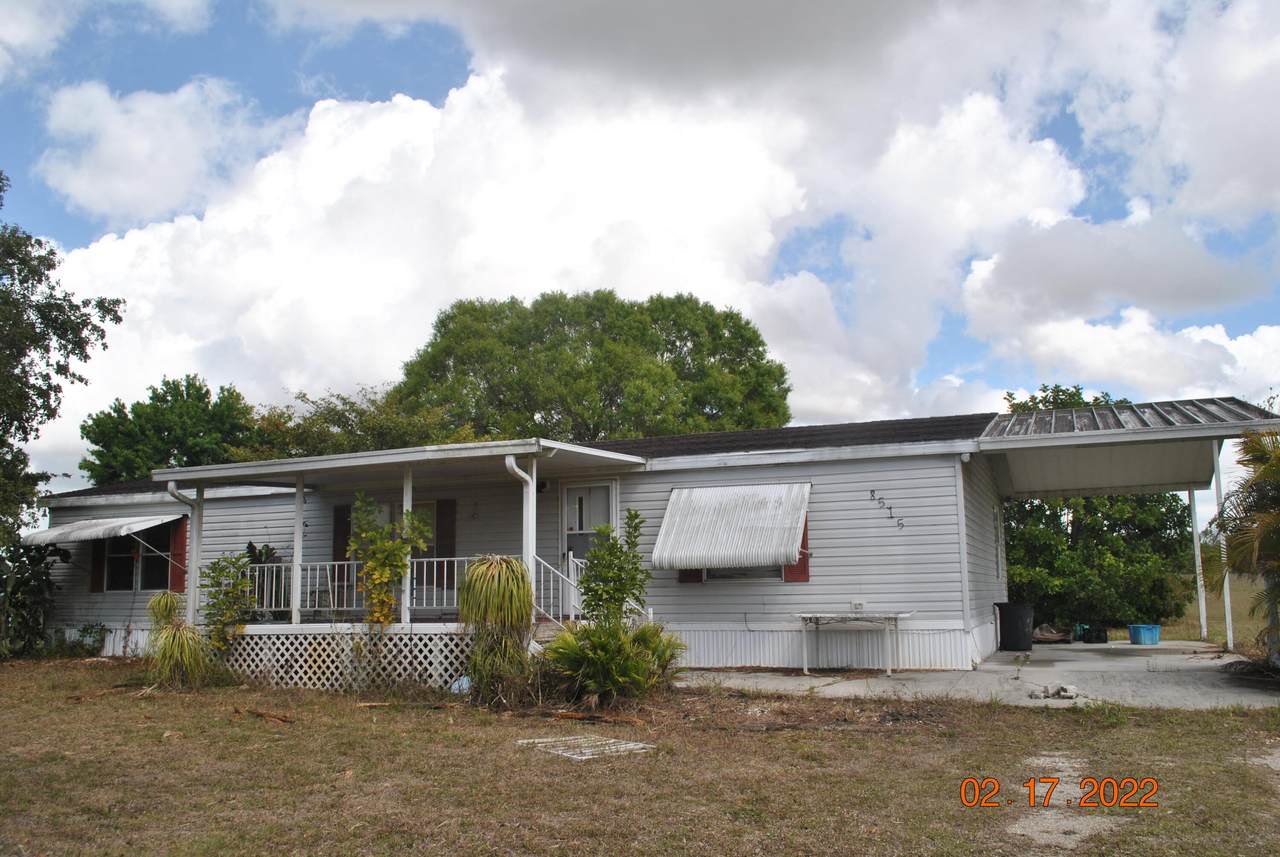 8515 57th Drive - Photo 1