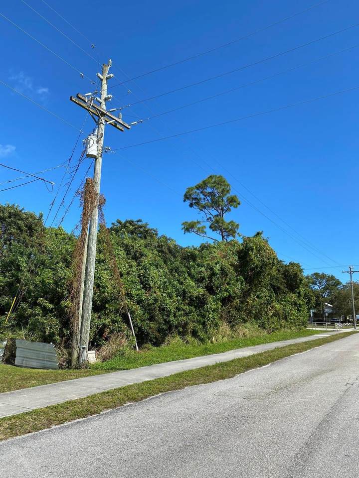 5704 45th Avenue - Photo 1