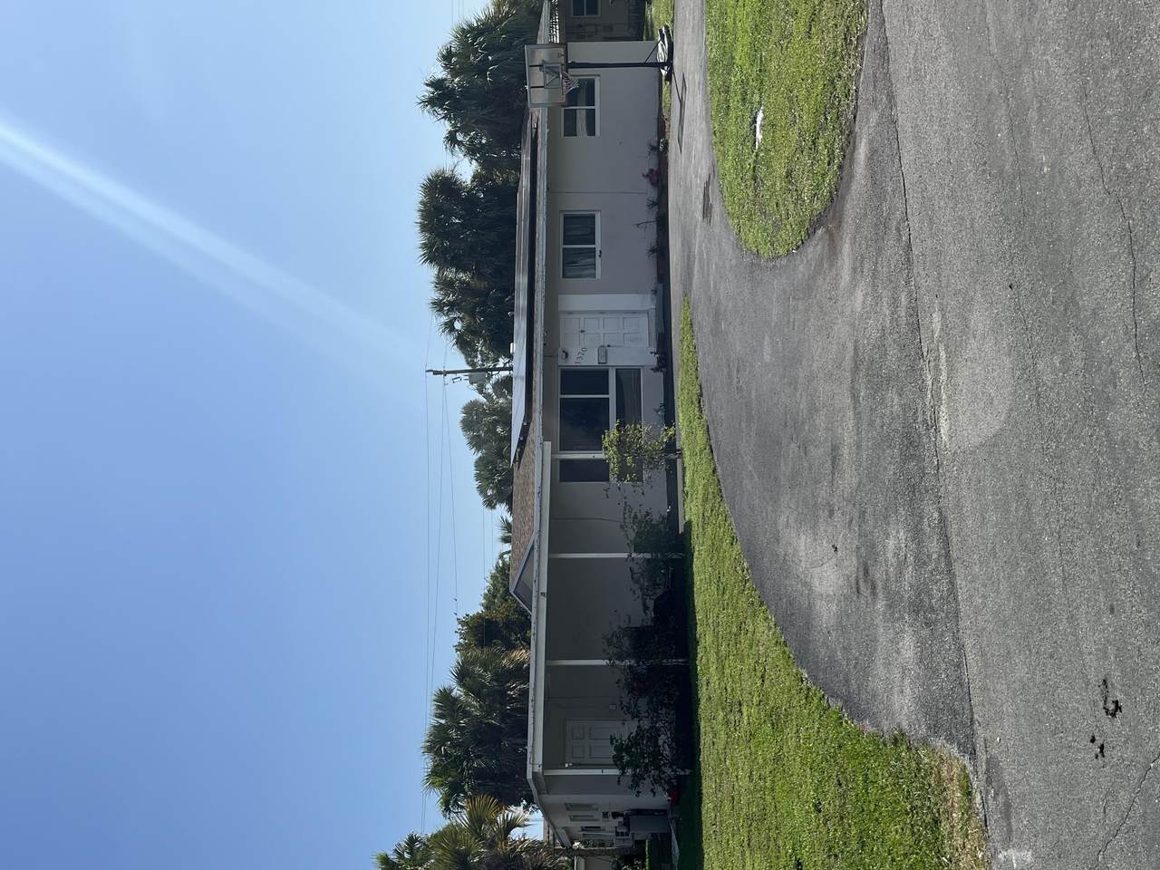 1320 25 Avenue - Photo 1