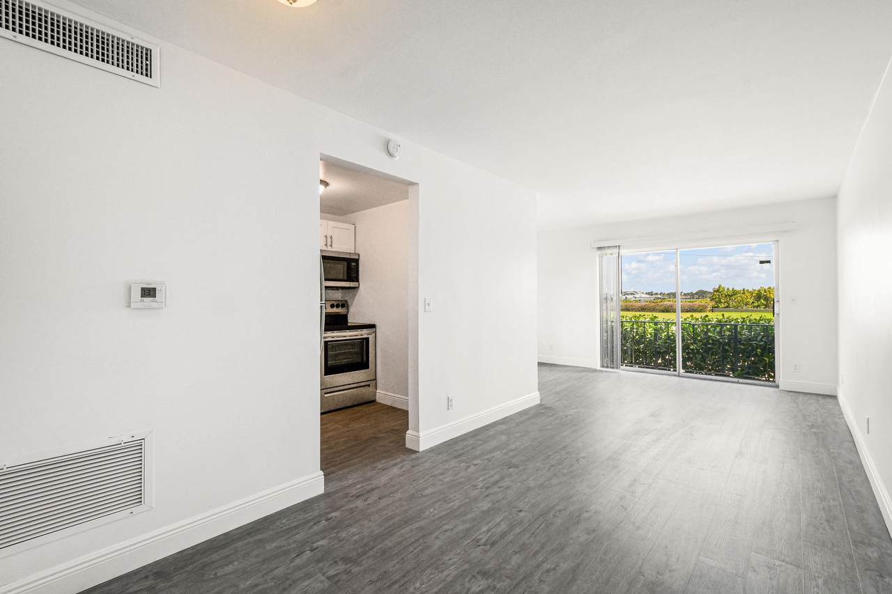 3907 Flagler Drive - Photo 1
