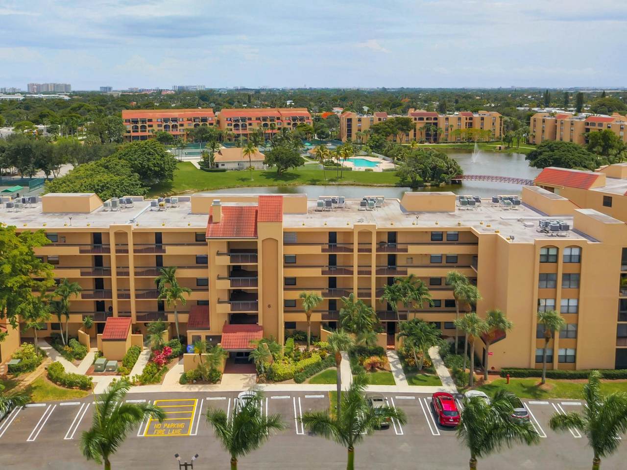 750 Egret Circle - Photo 1