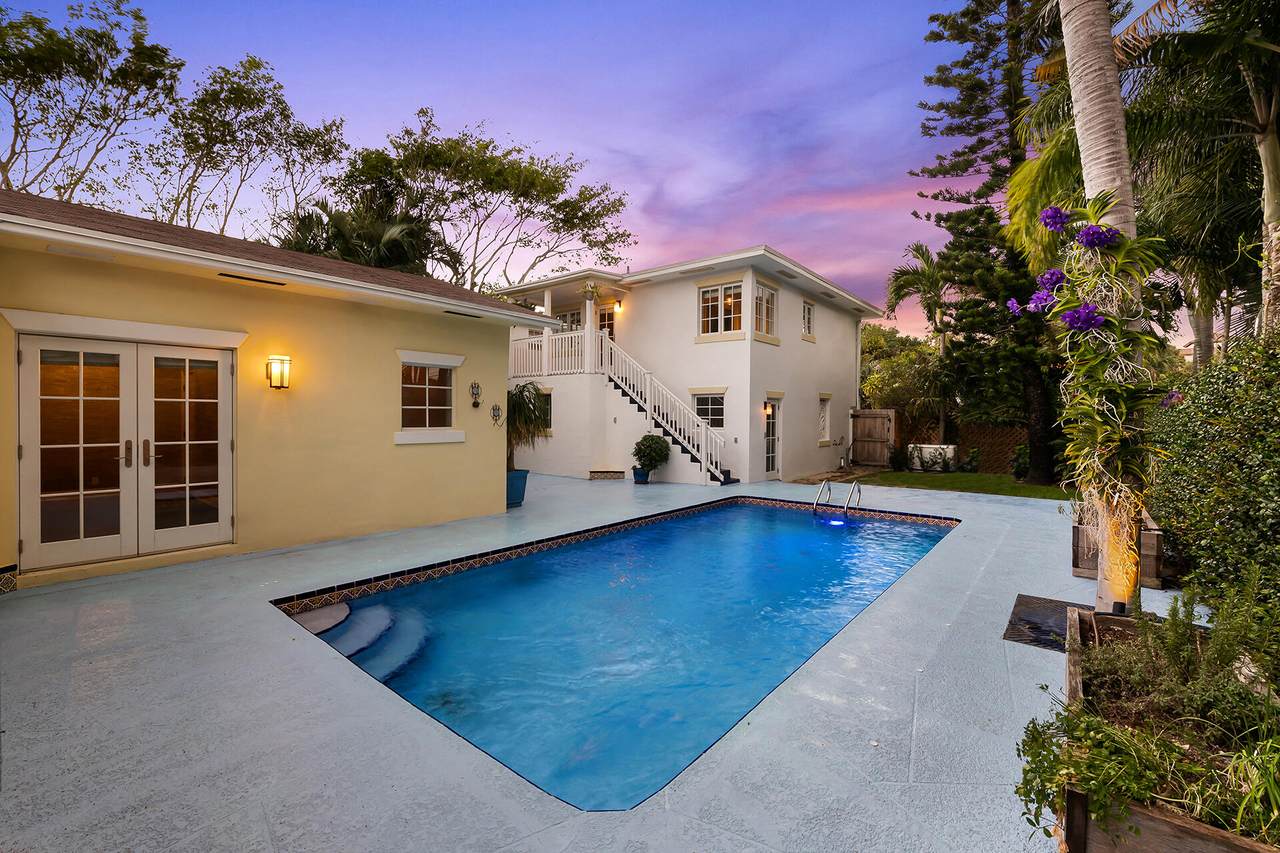 123 Palmway - Photo 1