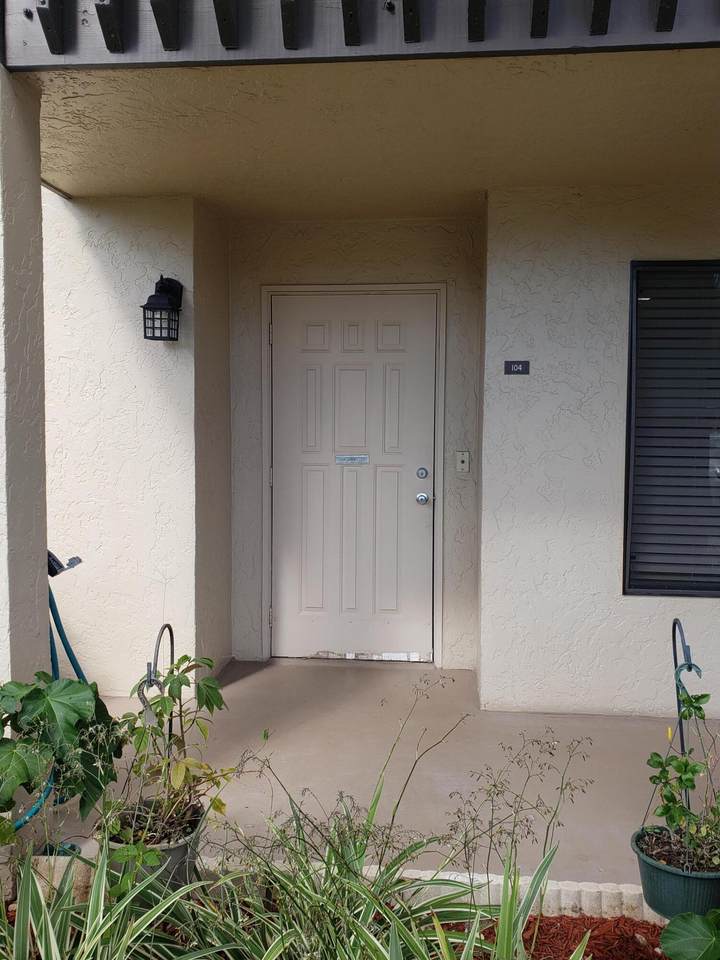 10113 Mangrove Drive - Photo 1