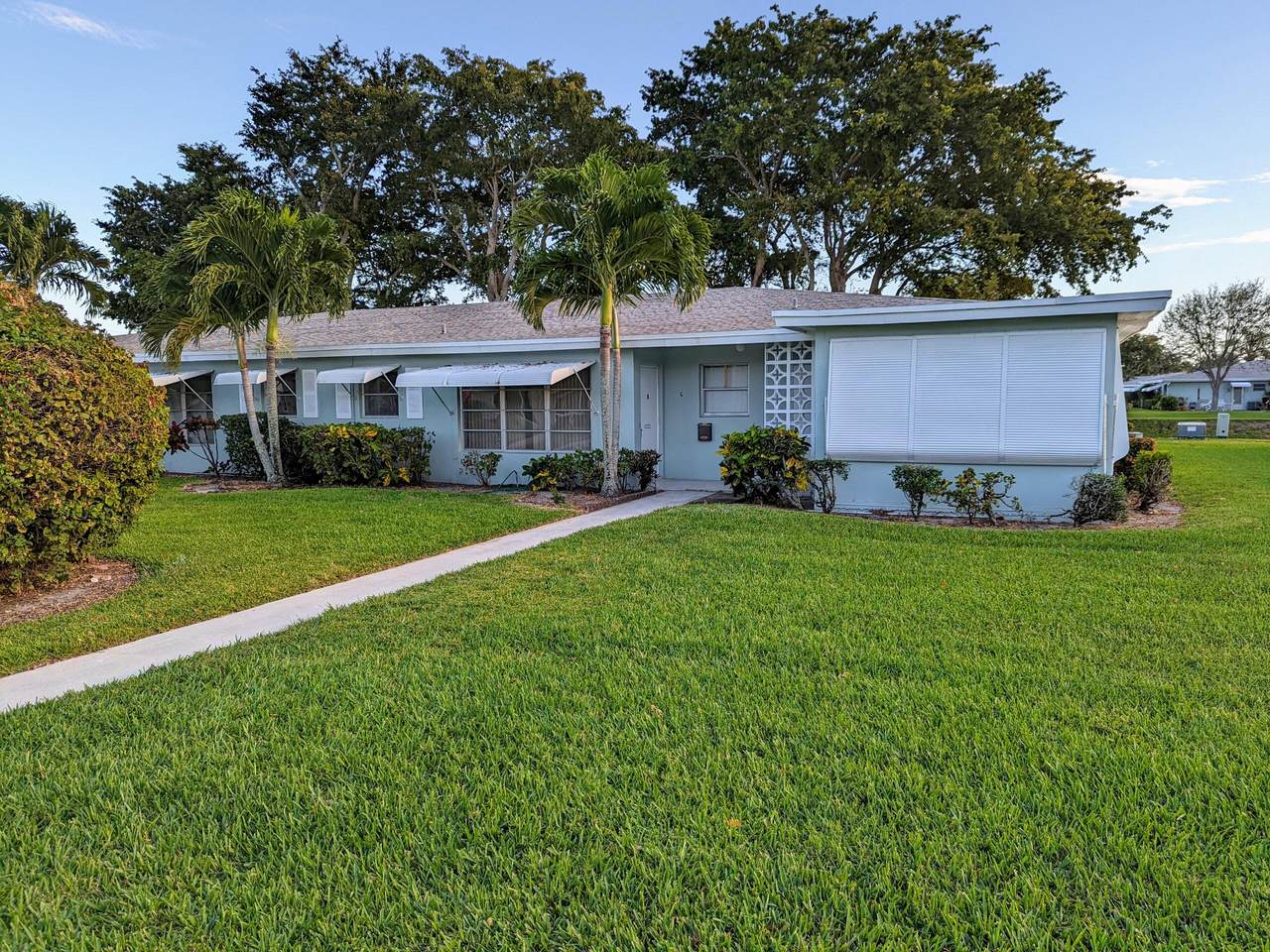 360 High Point Boulevard - Photo 1