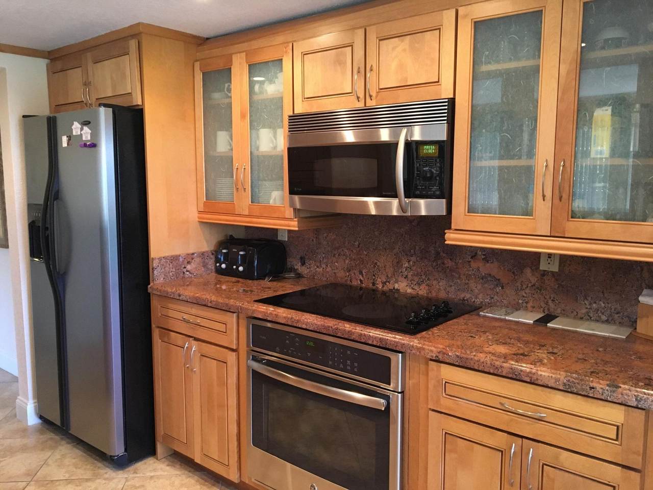 859 Jeffery Street - Photo 1