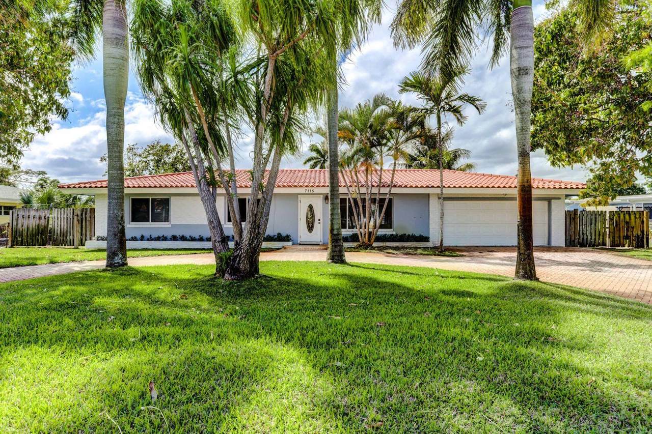 7115 Venetian Way - Photo 1
