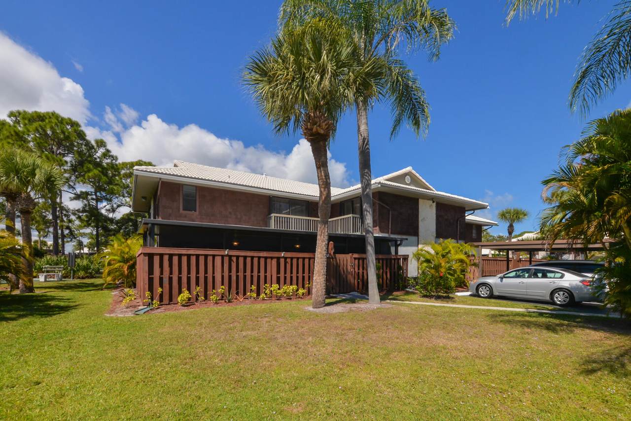 1702 Sir Lancelot Drive - Photo 1