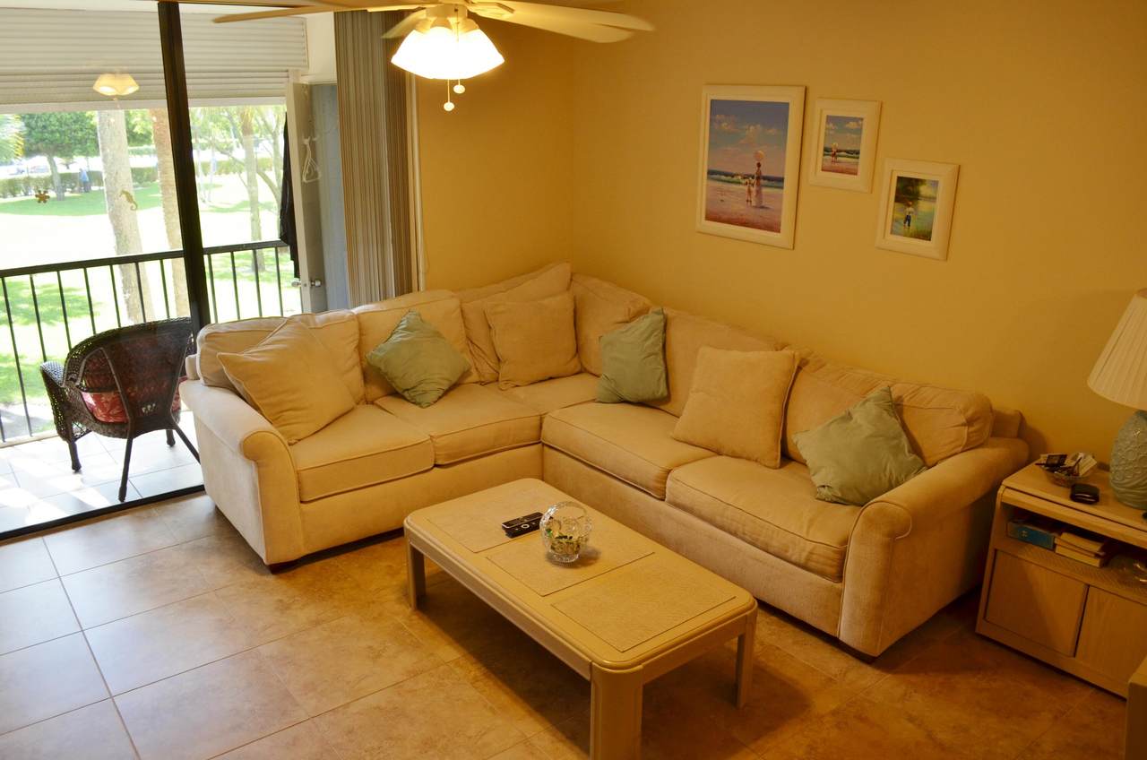 5370 Las Verdes Circle - Photo 1