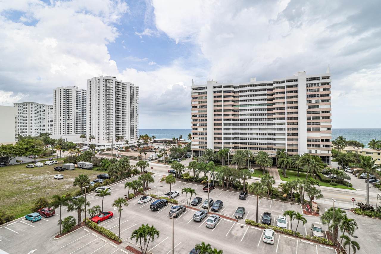 1391 Ocean Boulevard - Photo 1