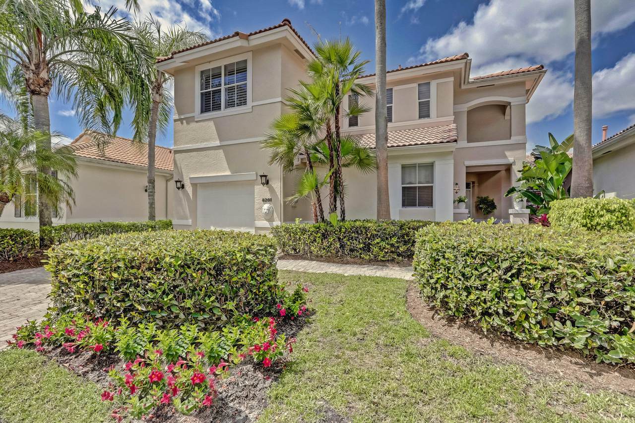 8201 Sandpiper Way - Photo 1