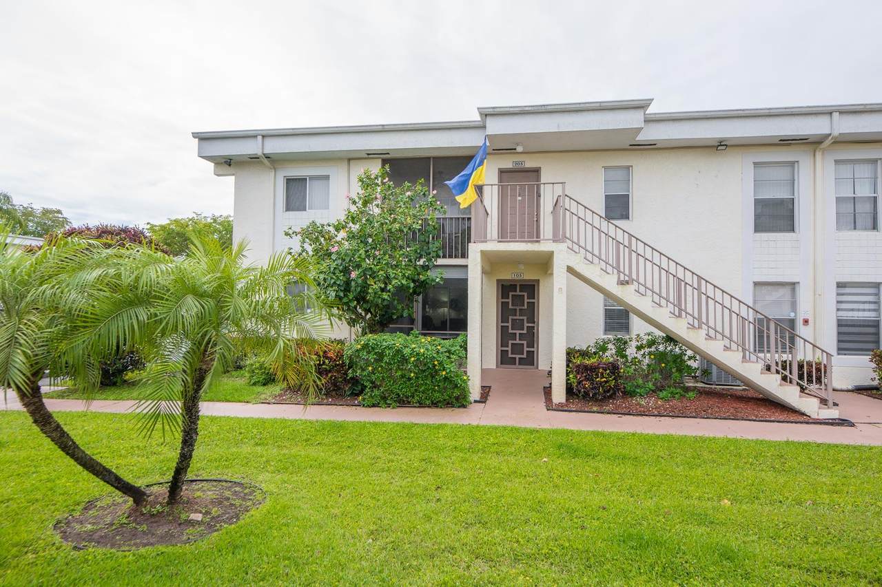 6586 Southurst Terrace - Photo 1