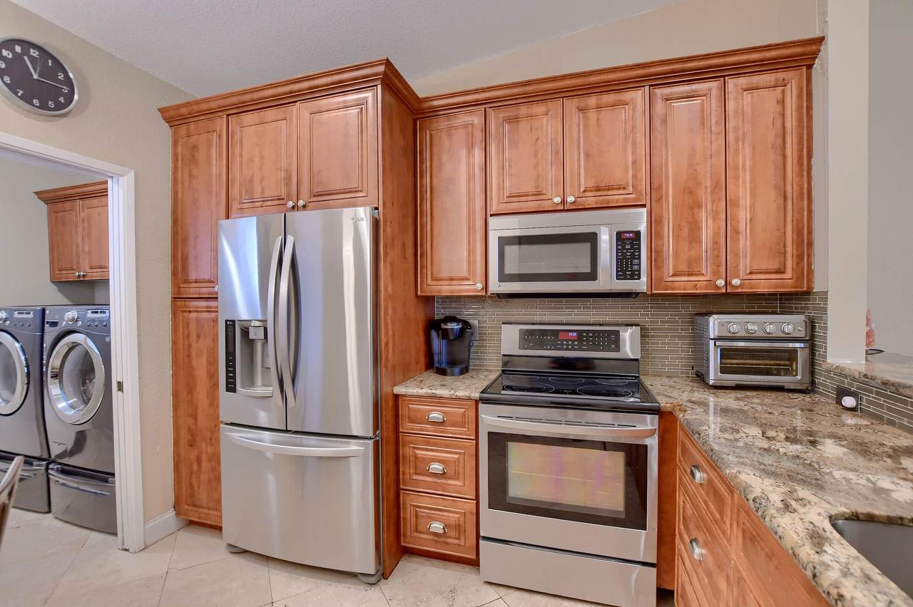 8132 Summerbreeze Lane - Photo 1