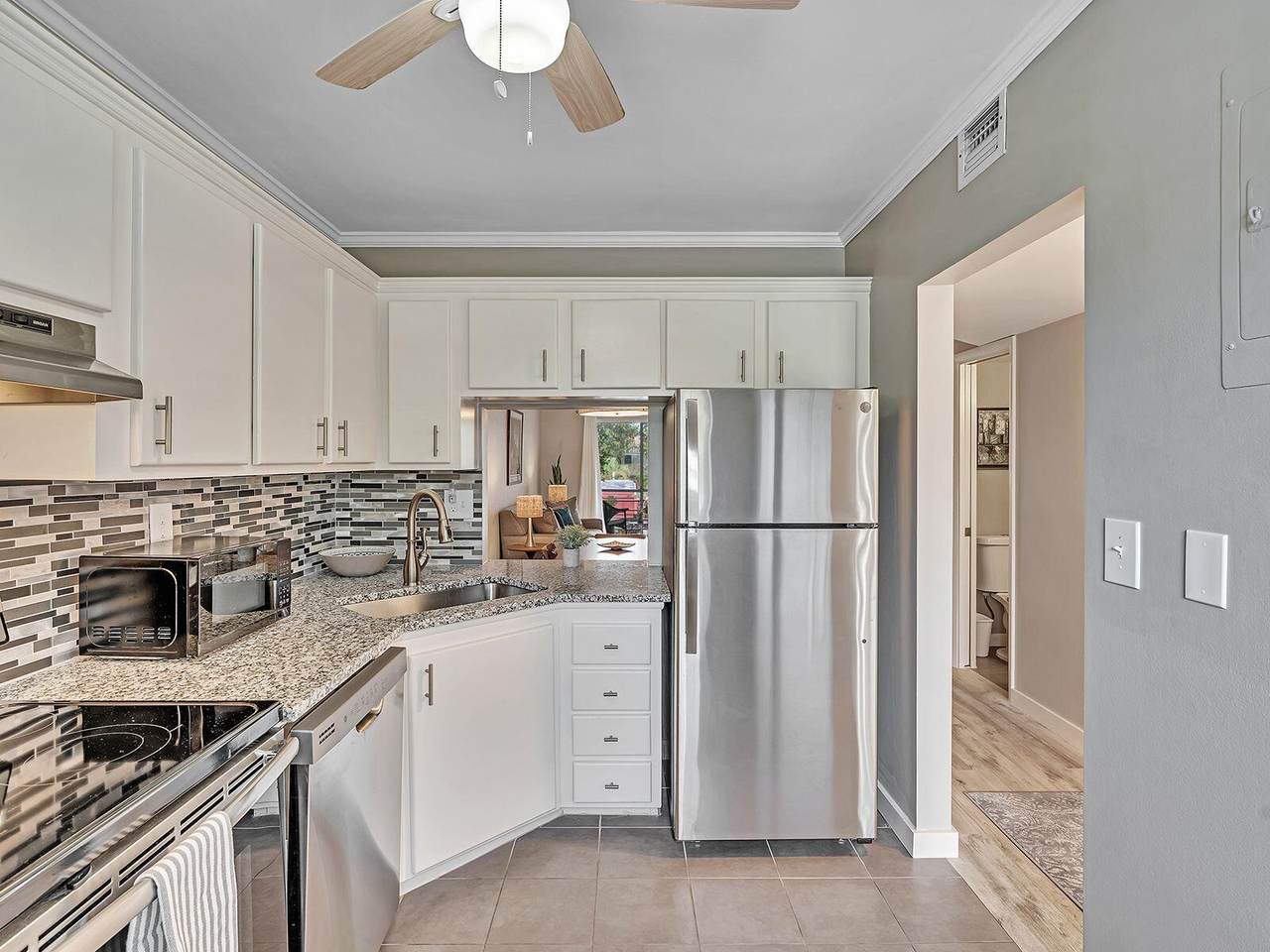 860 6th Avenue - Photo 1